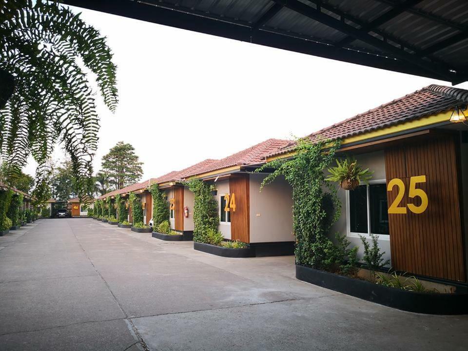 Golden House Hotel Sakaeo Sa Kaeo Exterior foto